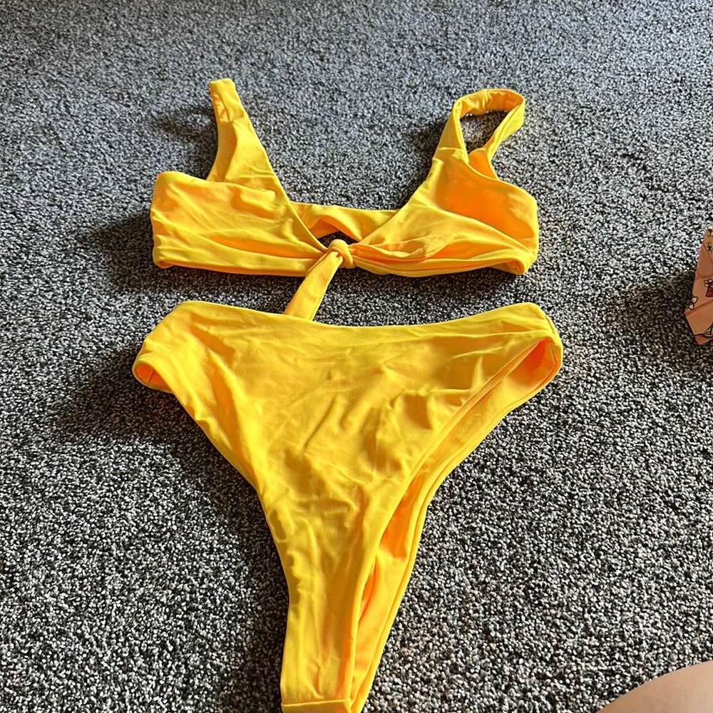 Yellow bikini, high waisted, size, medium, and yellow